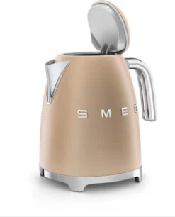 Smeg 50's Style Waterkoker 1,7 Liter Mat Champagne 8 Smeg 50's Style Waterkoker 1,7 Liter Mat Champagne -Winkel voor professionele keukenbenodigdheden 1460483