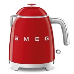 Smeg 50's Style Mini Waterkoker 800 Ml Staal Rood